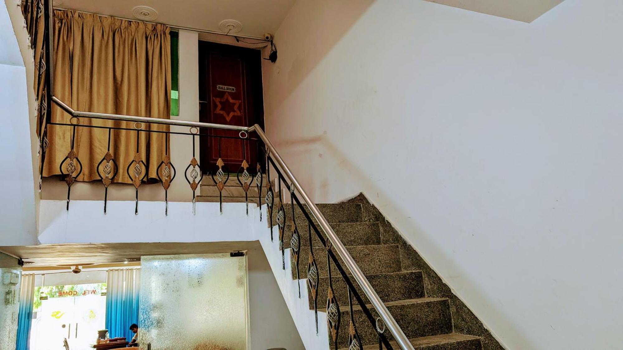Hotel Lecston @Yashobhoomi Dwarka Sector - 25 Metro Station Δελχί Εξωτερικό φωτογραφία