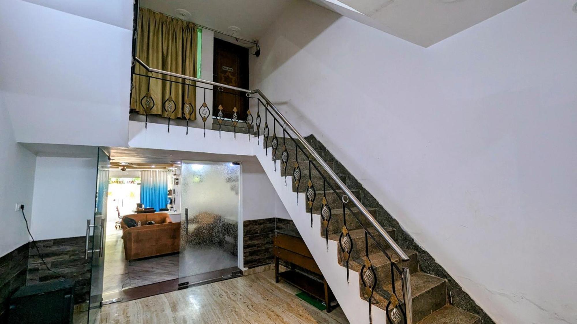 Hotel Lecston @Yashobhoomi Dwarka Sector - 25 Metro Station Δελχί Εξωτερικό φωτογραφία