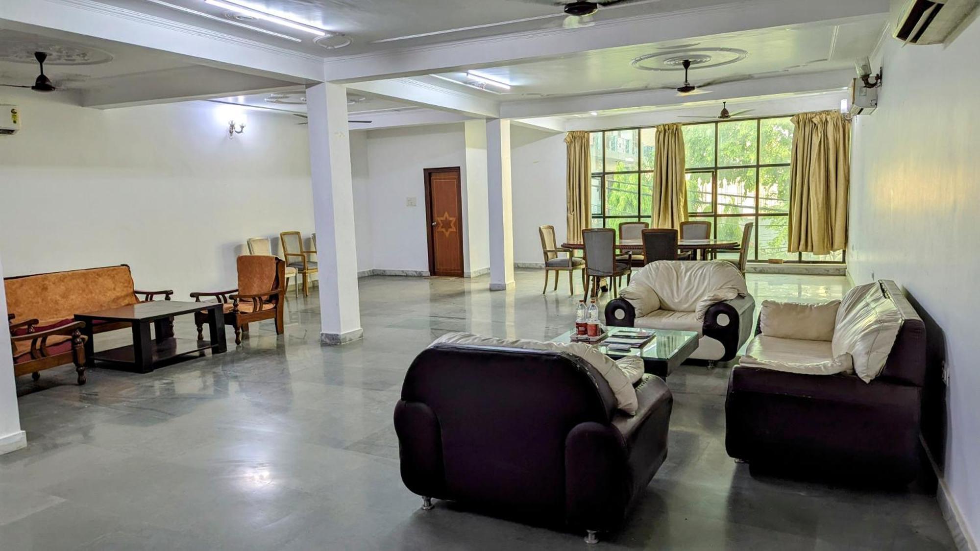 Hotel Lecston @Yashobhoomi Dwarka Sector - 25 Metro Station Δελχί Εξωτερικό φωτογραφία