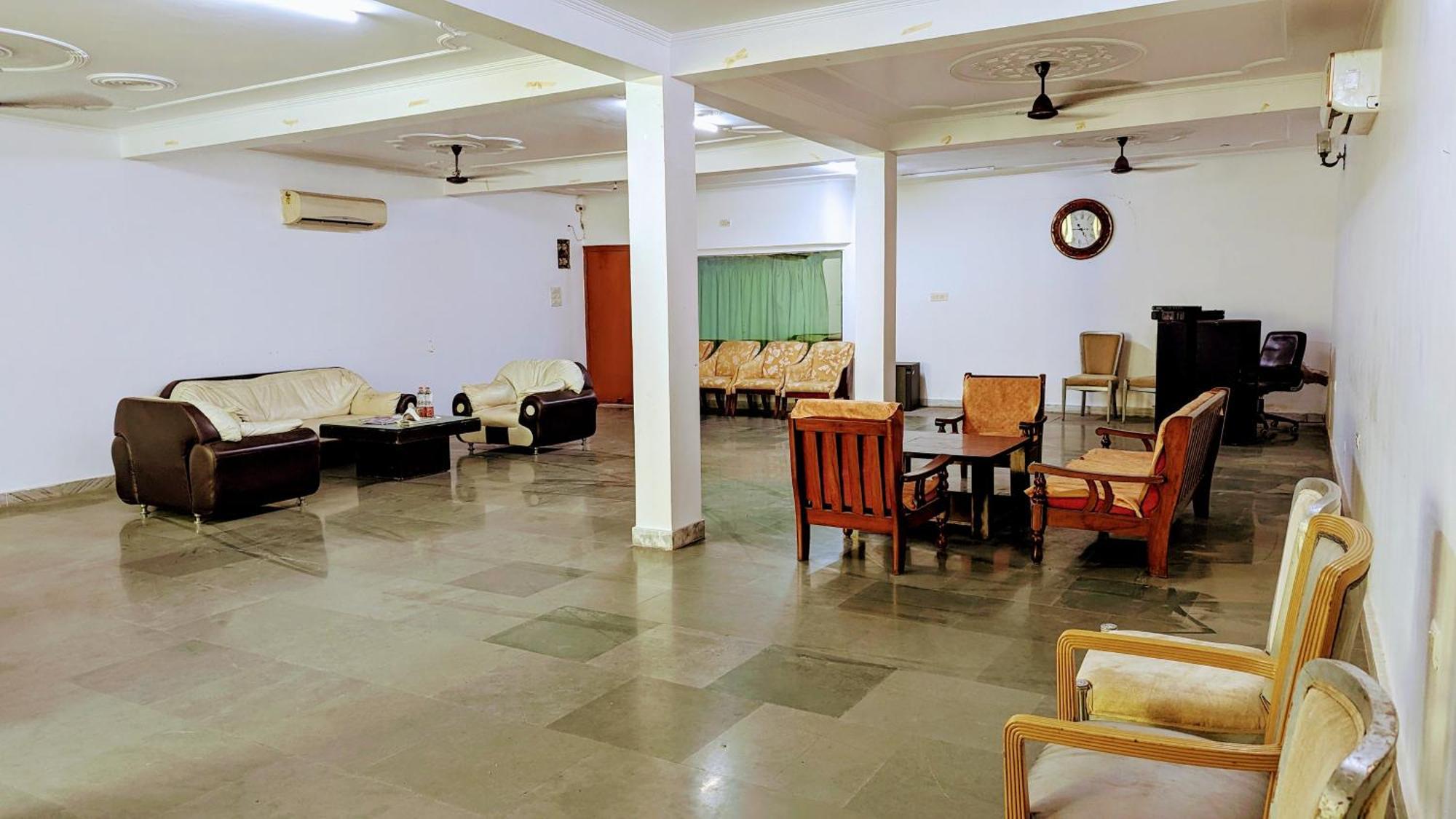 Hotel Lecston @Yashobhoomi Dwarka Sector - 25 Metro Station Δελχί Εξωτερικό φωτογραφία