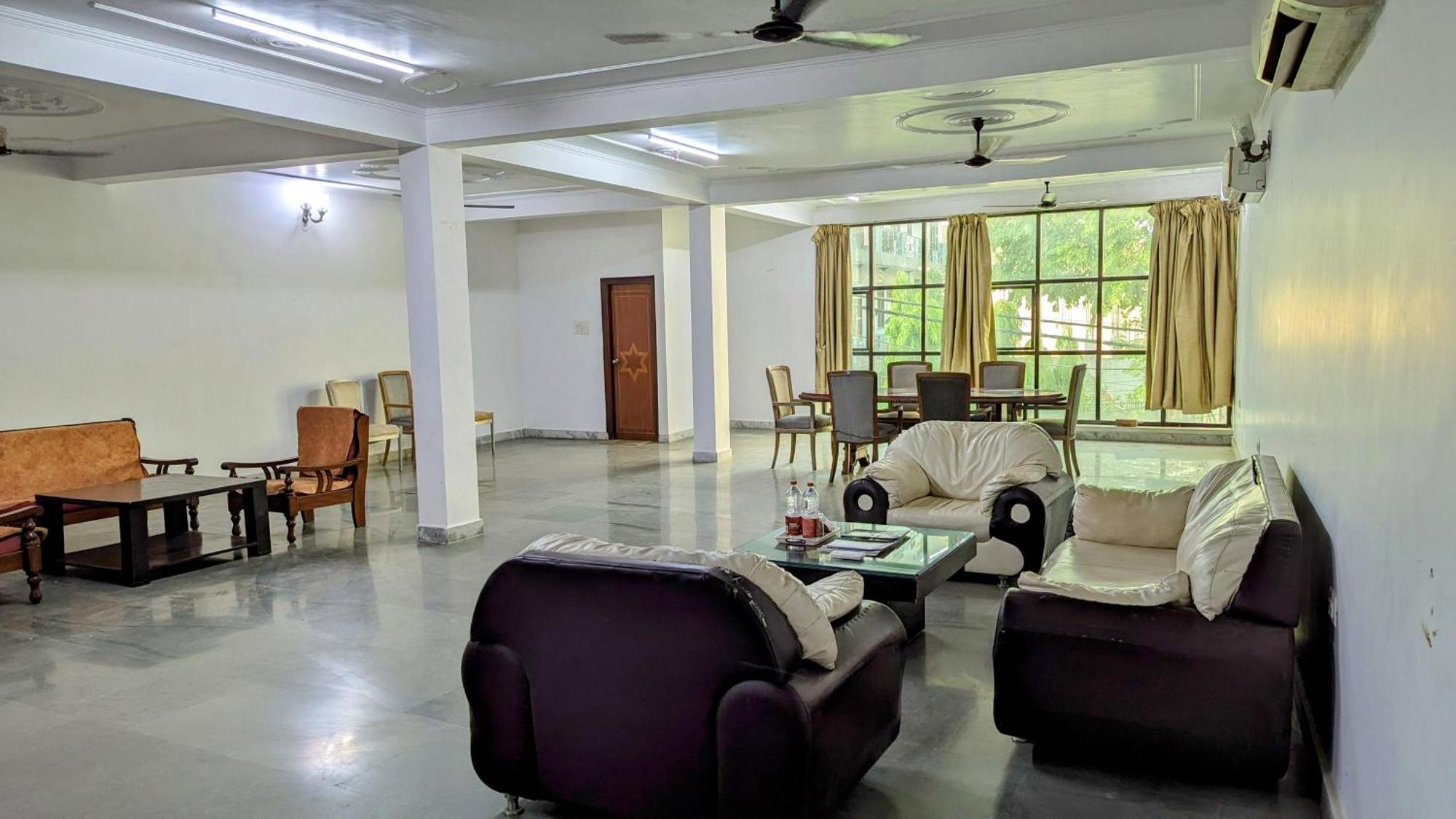 Hotel Lecston @Yashobhoomi Dwarka Sector - 25 Metro Station Δελχί Εξωτερικό φωτογραφία