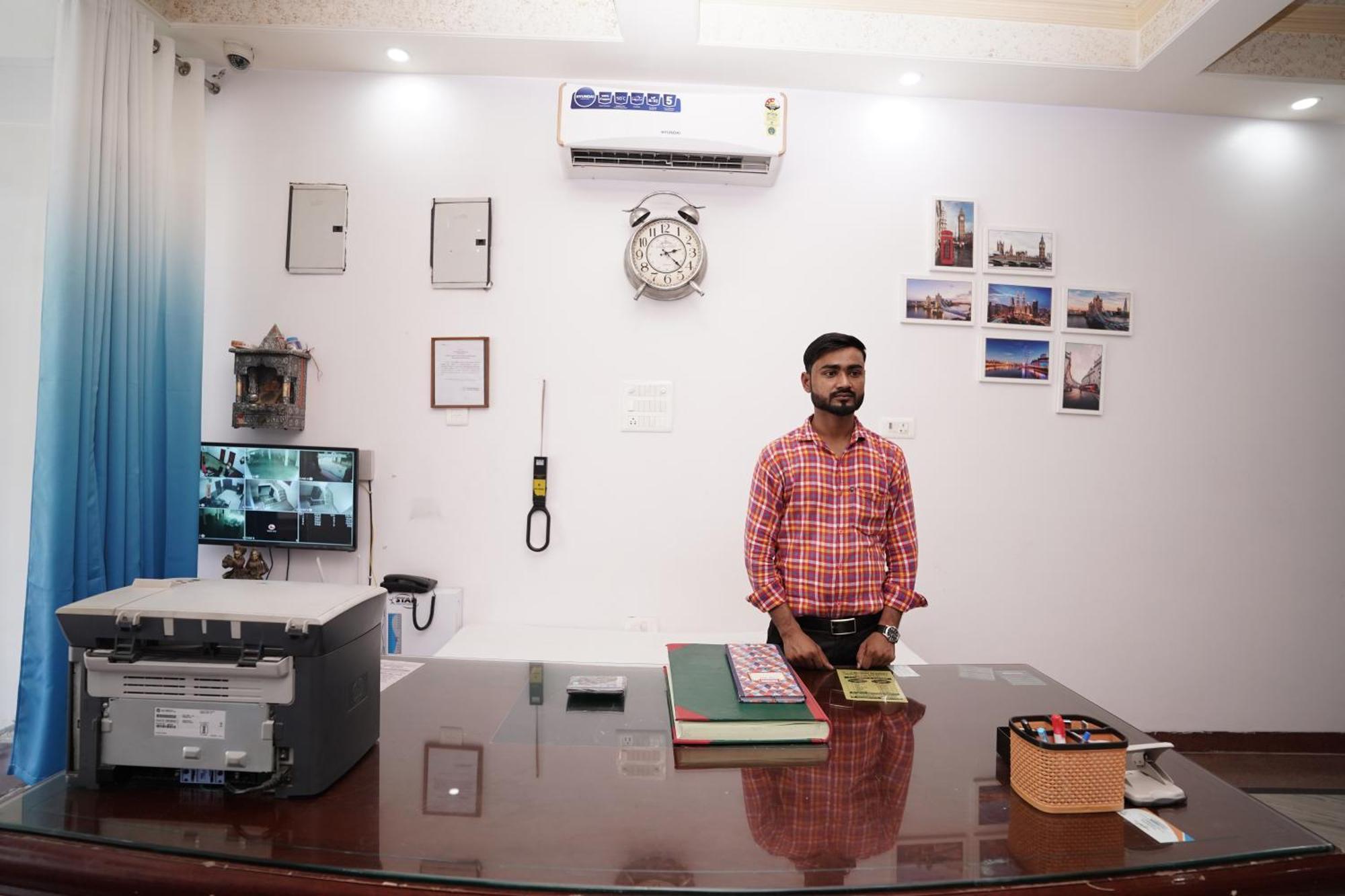 Hotel Lecston @Yashobhoomi Dwarka Sector - 25 Metro Station Δελχί Εξωτερικό φωτογραφία