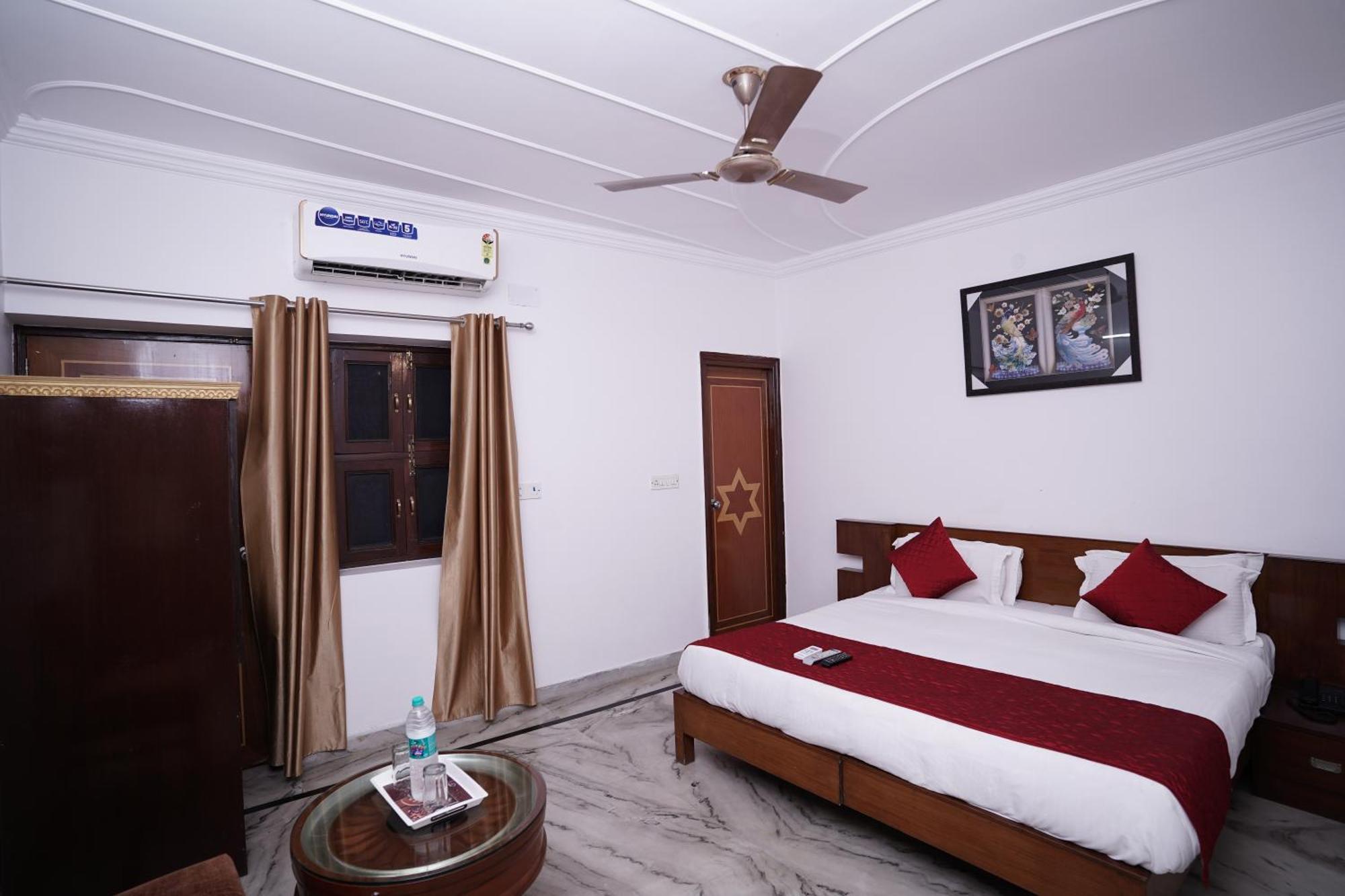 Hotel Lecston @Yashobhoomi Dwarka Sector - 25 Metro Station Δελχί Εξωτερικό φωτογραφία