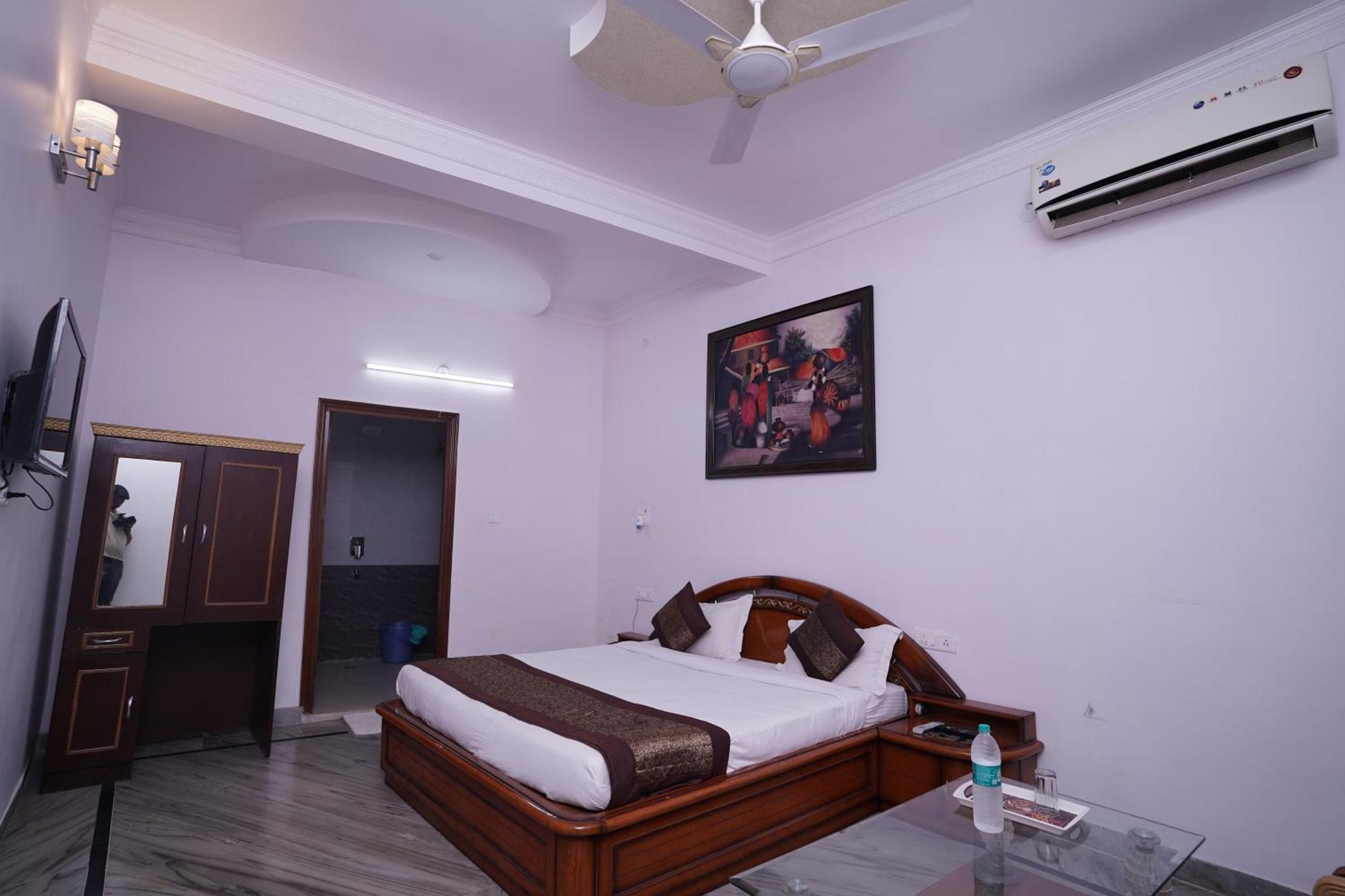 Hotel Lecston @Yashobhoomi Dwarka Sector - 25 Metro Station Δελχί Εξωτερικό φωτογραφία