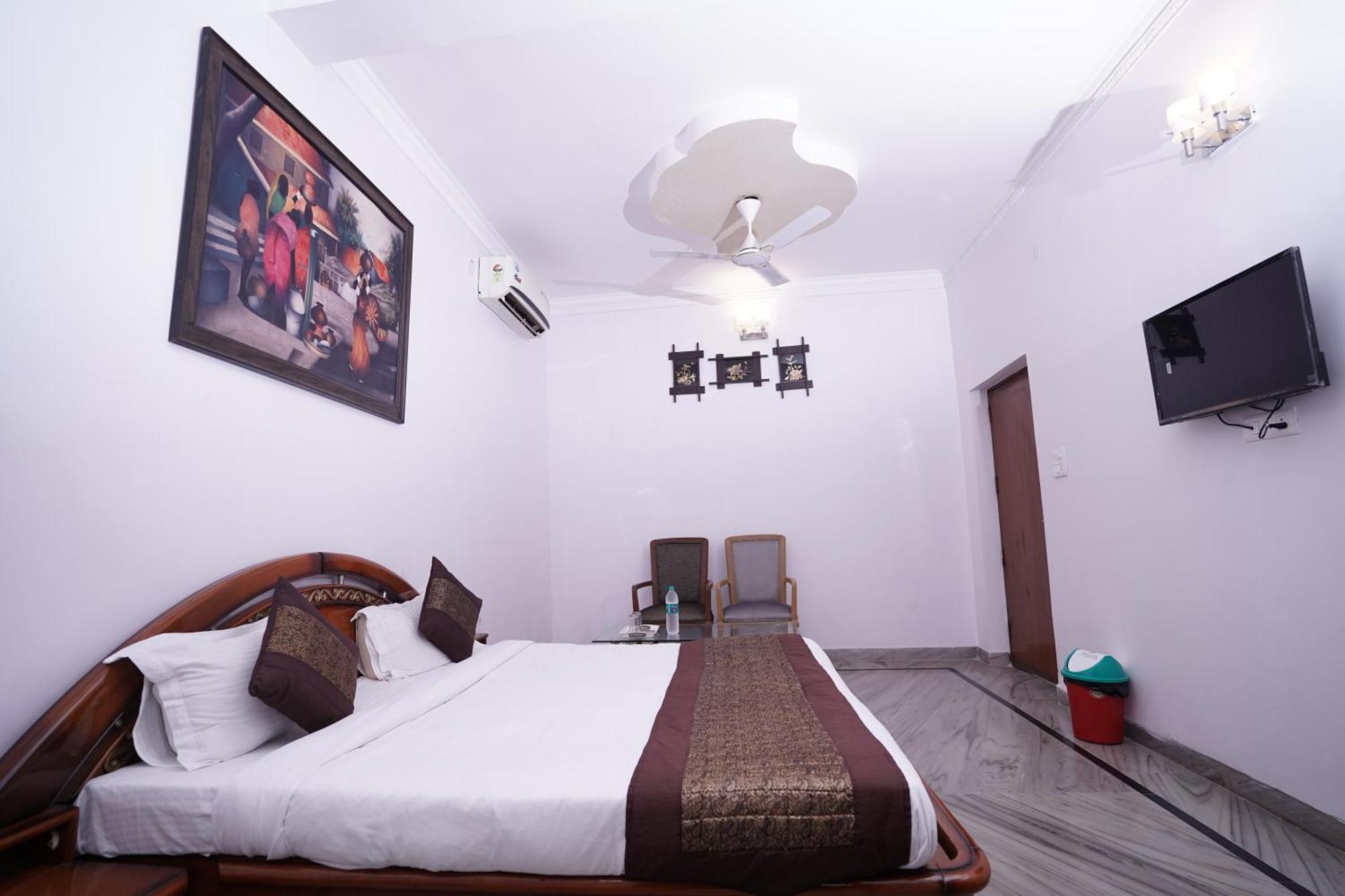 Hotel Lecston @Yashobhoomi Dwarka Sector - 25 Metro Station Δελχί Εξωτερικό φωτογραφία