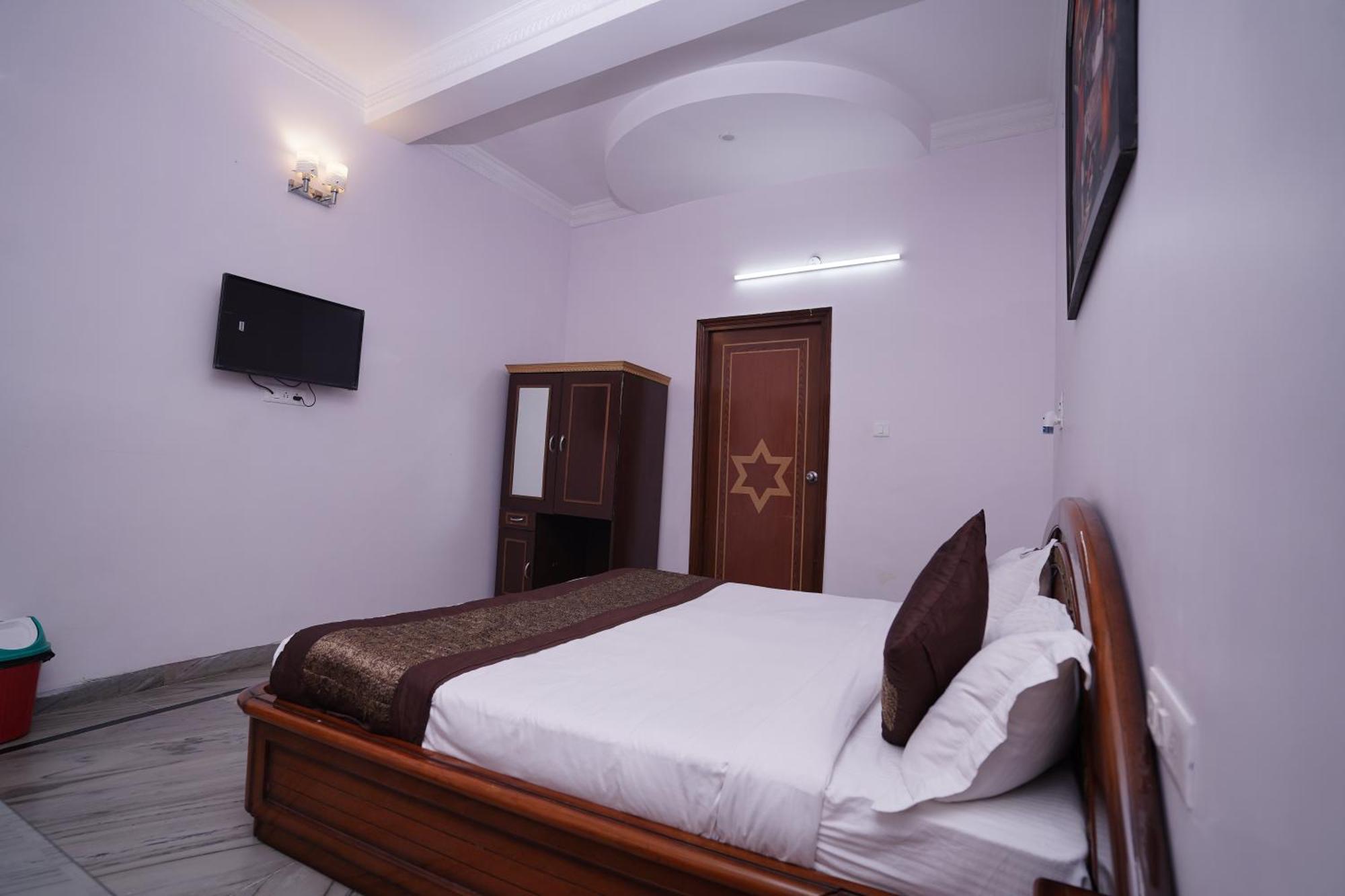 Hotel Lecston @Yashobhoomi Dwarka Sector - 25 Metro Station Δελχί Εξωτερικό φωτογραφία